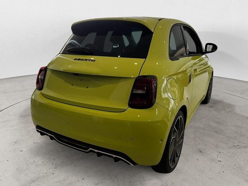 Abarth 500e 42 kWh Turismo