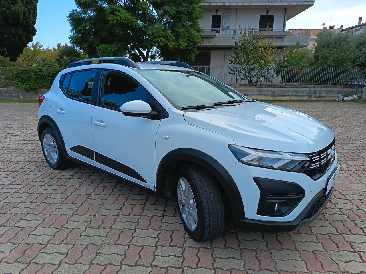 Dacia Sandero Stepway 1.0 TCe ECO-G Essential