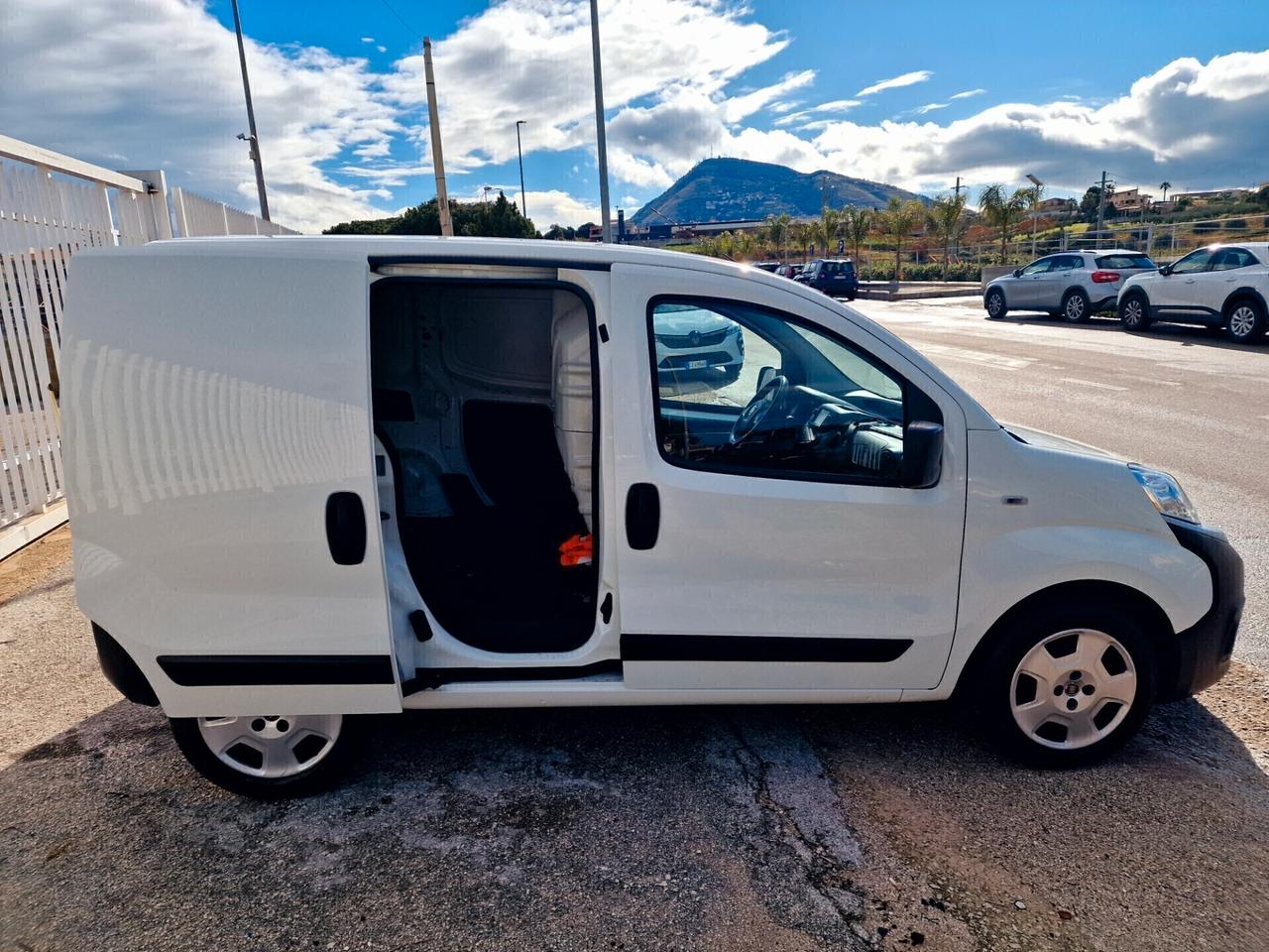 Fiat Fiorino 1.3 MJT 95CV Cargo SX 2019