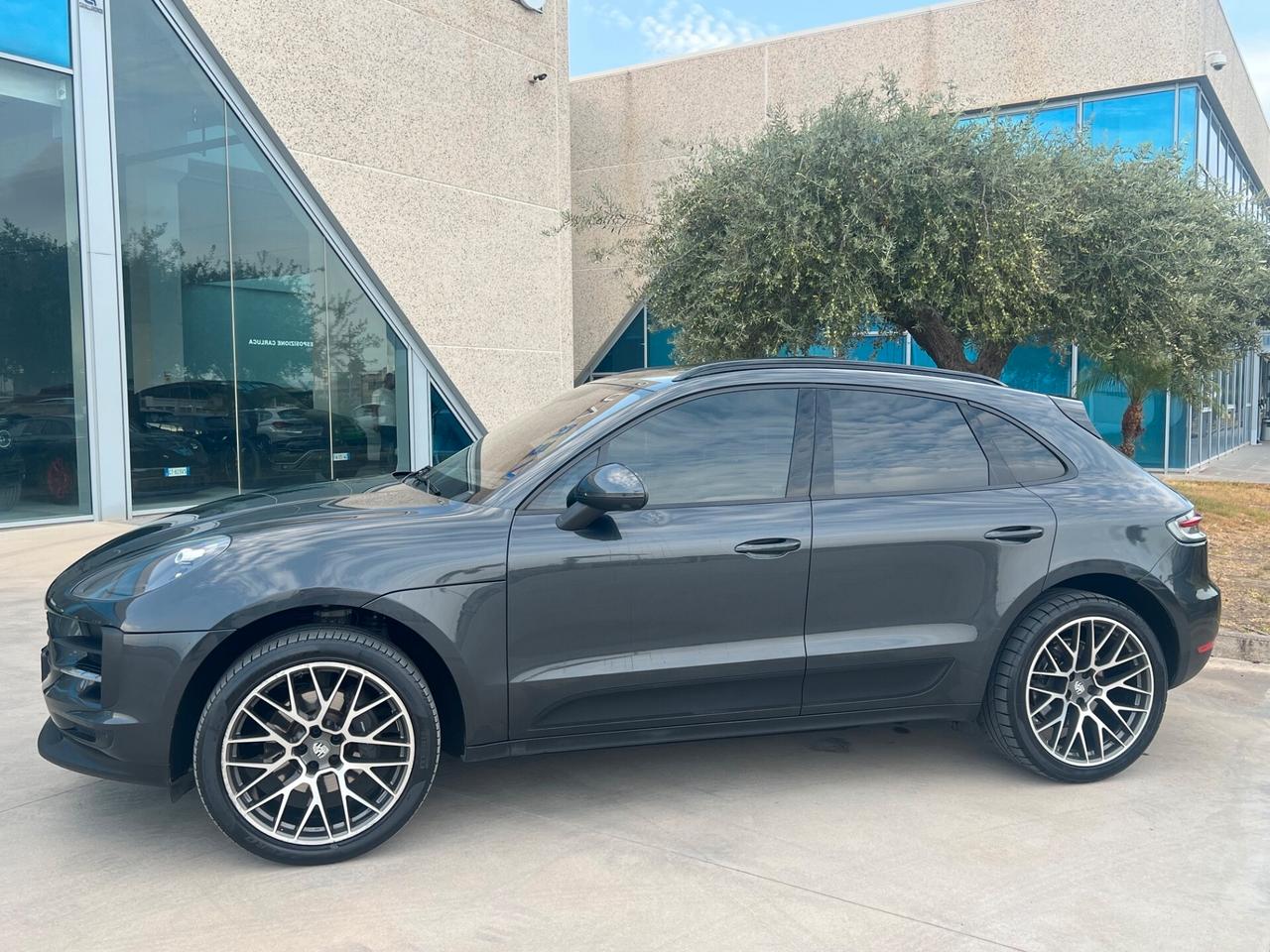 Porsche Macan 245cv Anticipo €13.000 pagamento personalizzato