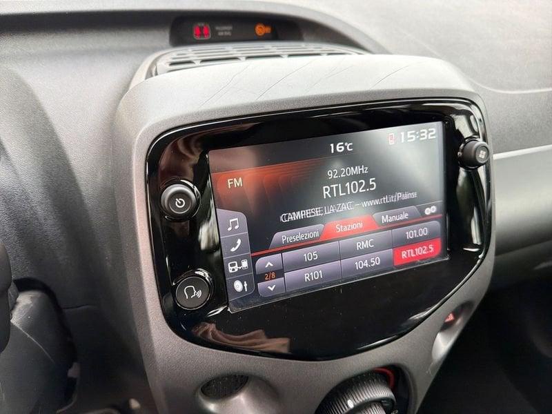 Toyota Aygo Aygo 5p 1.0 x-play 72cv