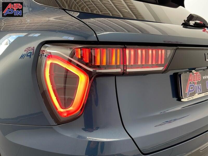 Lynk & Co 01 01 PHEV *TETTO APRIBILE