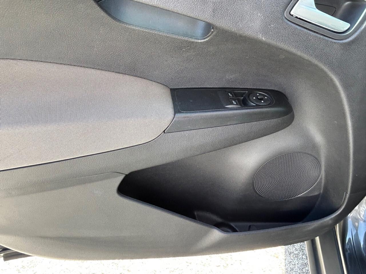 Ford Tourneo Courier tdci ( 40.000 Km) Come Nuovo