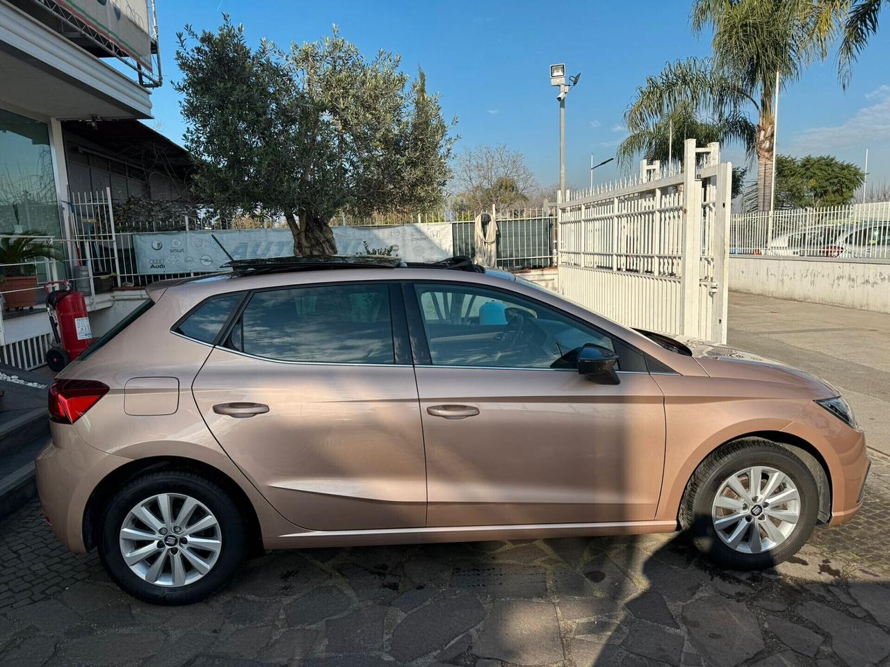 Seat Ibiza 1.0 EcoTSI 95 CV 5 porte XCELLENCE TETTO APRIBILE COCKPIT