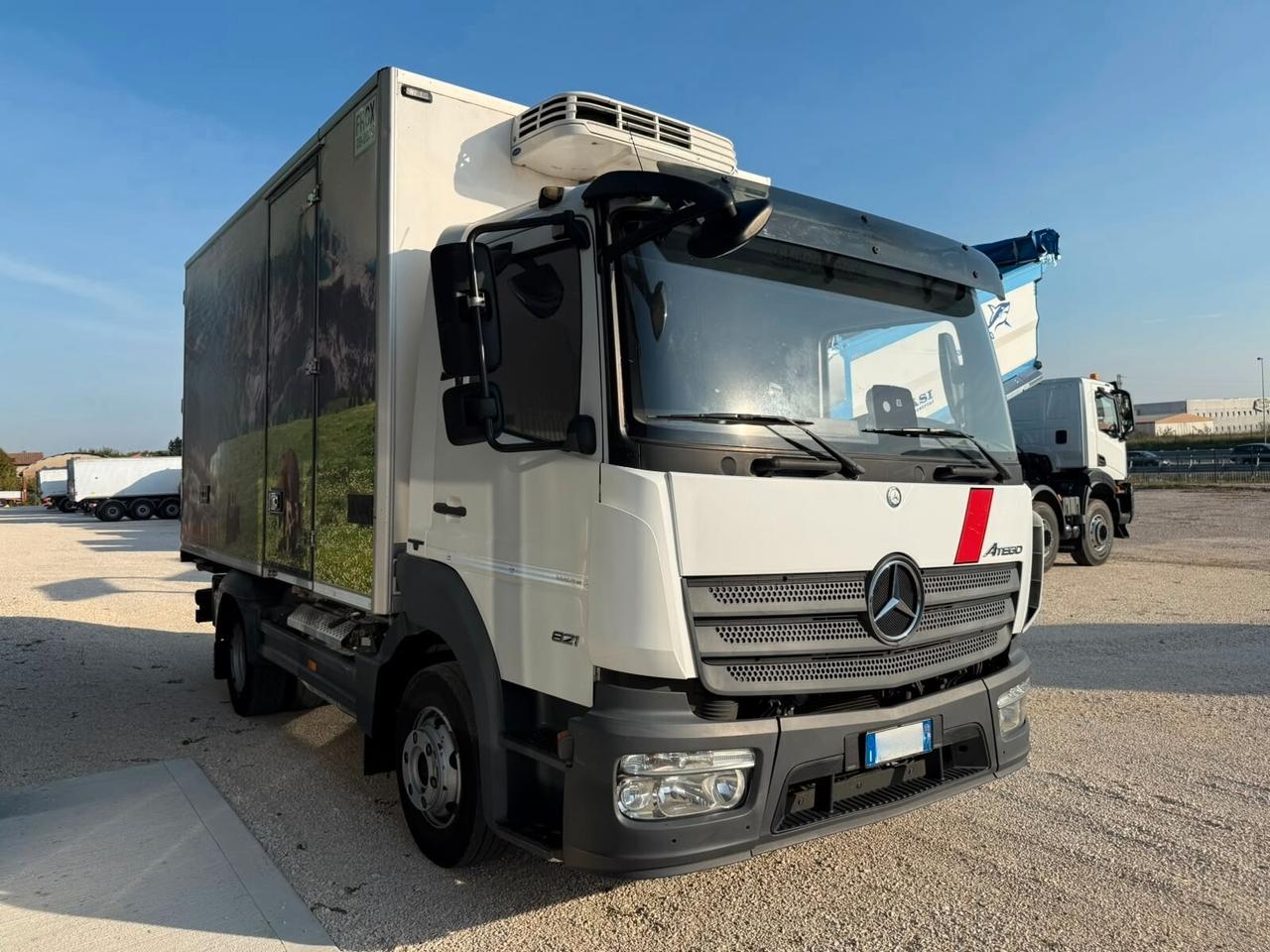 Mercedes Benz Atego 821 isotermico con frigo -20°C