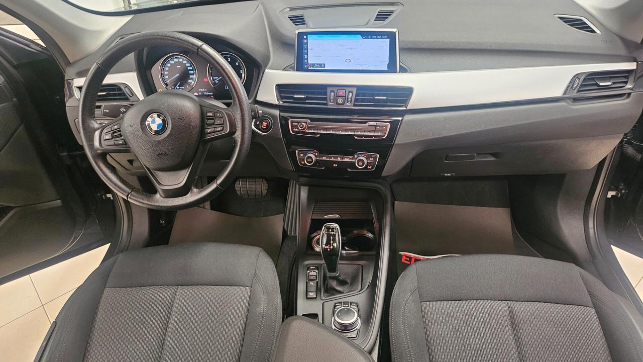 Bmw X1 xDrive18d SPORT