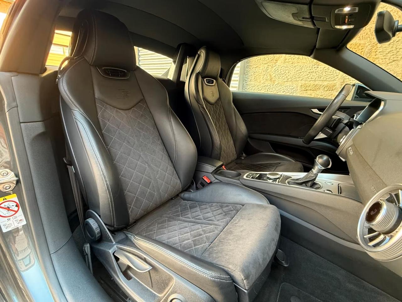 Audi TT Roadster 40 TFSI S tronic MATRIX