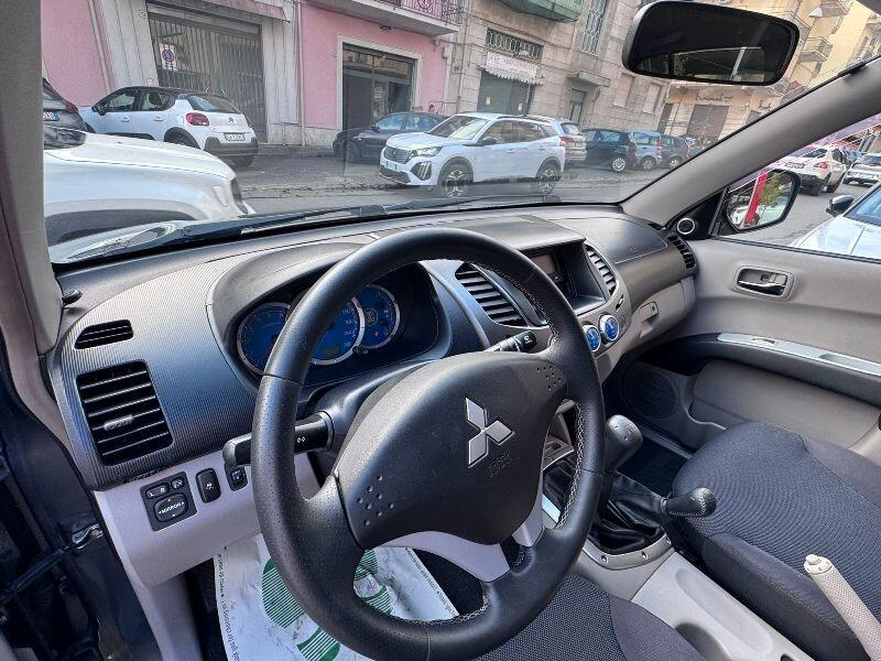 Mitsubishi L200 2.5 DI-D/136CV Double Cab Invite