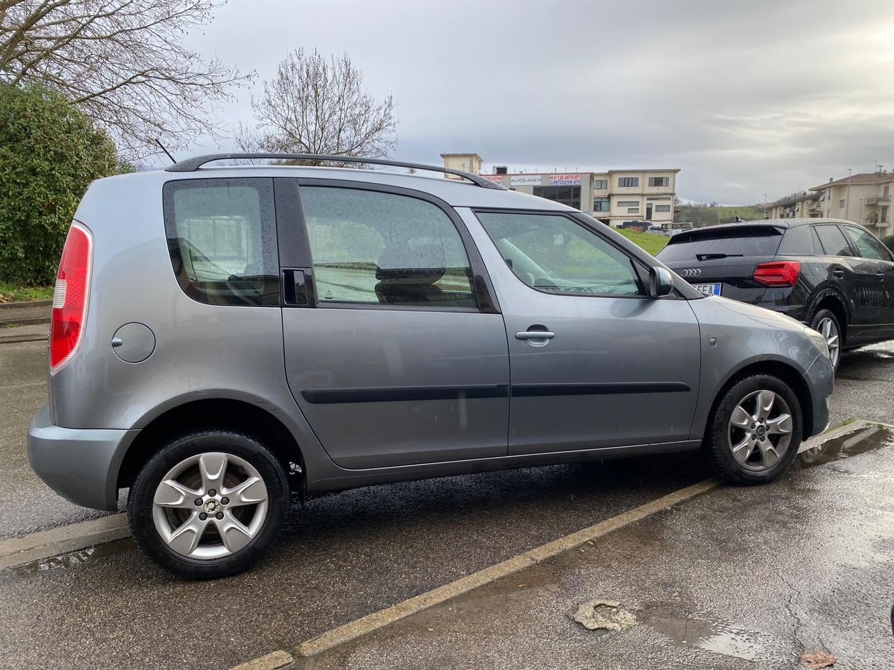 Skoda Roomster 1.2 TSI 86CV Scout