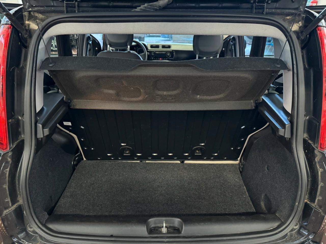 Fiat Panda 1.2 Lounge - NEOPATENTATI - UNICO PROPRIETARIO