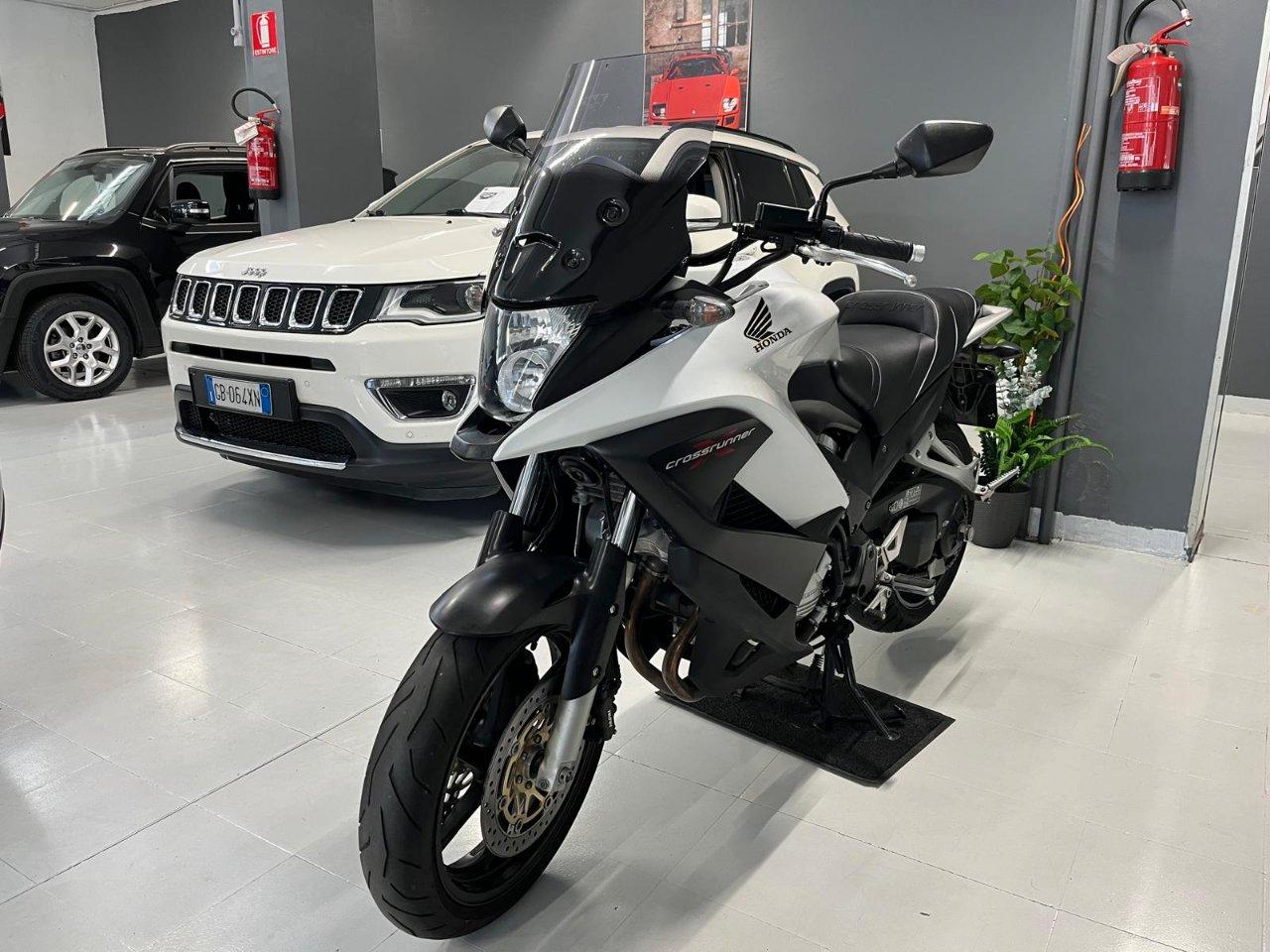 HONDA Crossrunner 800 Abs my11