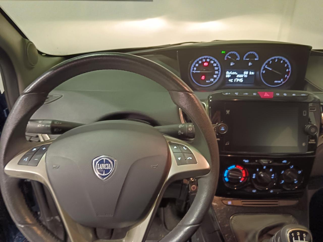 Lancia Ypsilon 1.0 FireFly 5 porte S&S Hybrid Gold PREZZO REALE