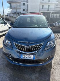 Lancia Ypsilon Firefly Hybrid 70CV Gold