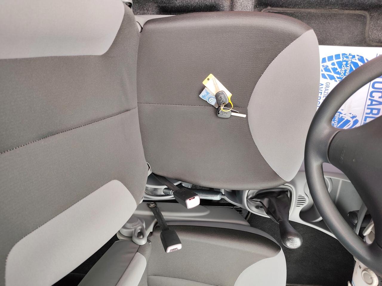 Peugeot 107 1.0 BENZINA Desir