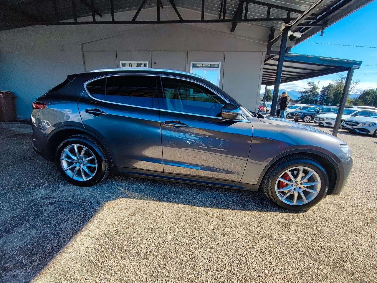 Alfa Romeo Stelvio 2.2 Turbodiesel 180 CV AT8 Q4 Super