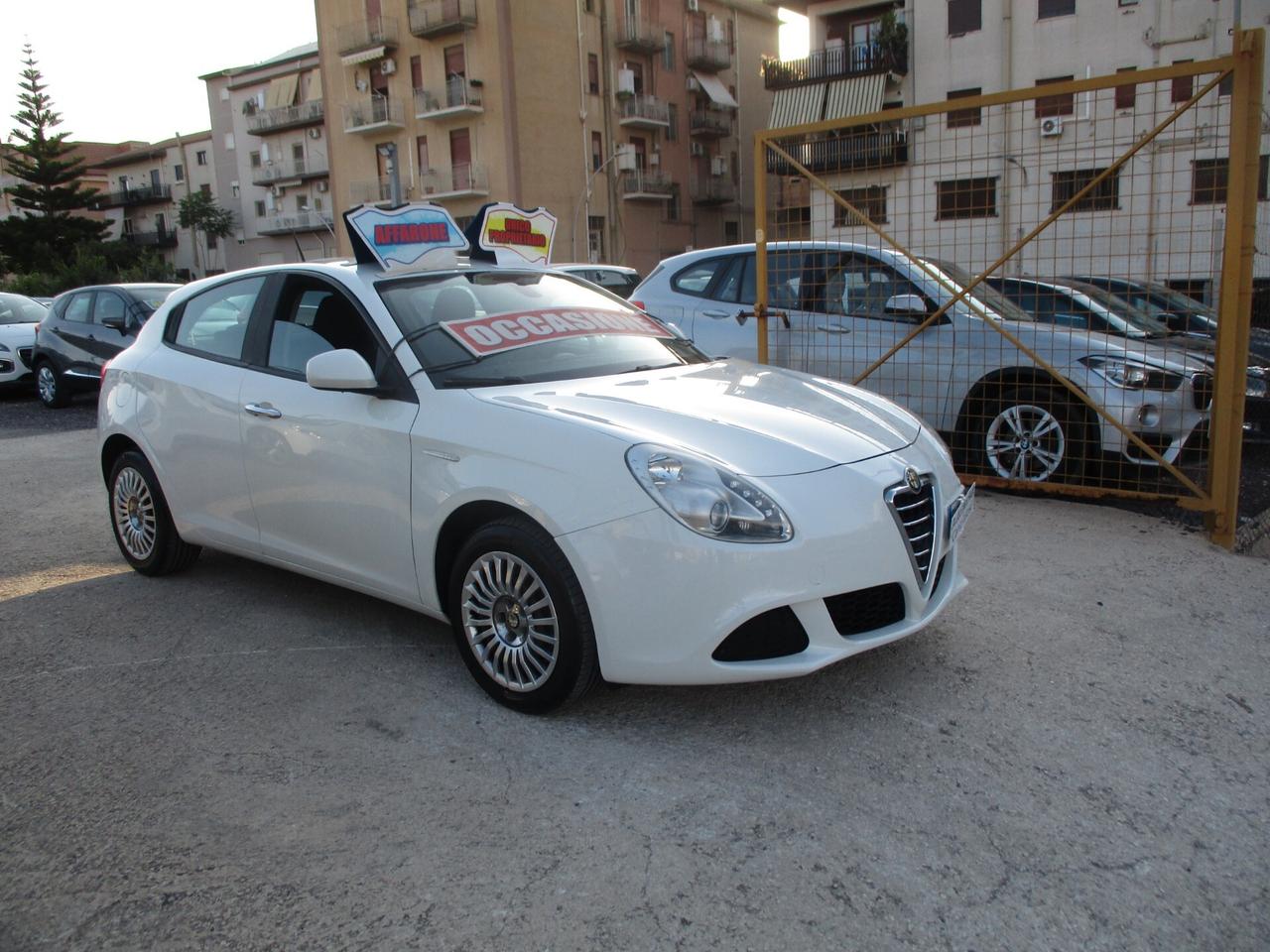 Alfa Romeo Giulietta 1.6 JTDm-2 105 CV MOLTO BELLA