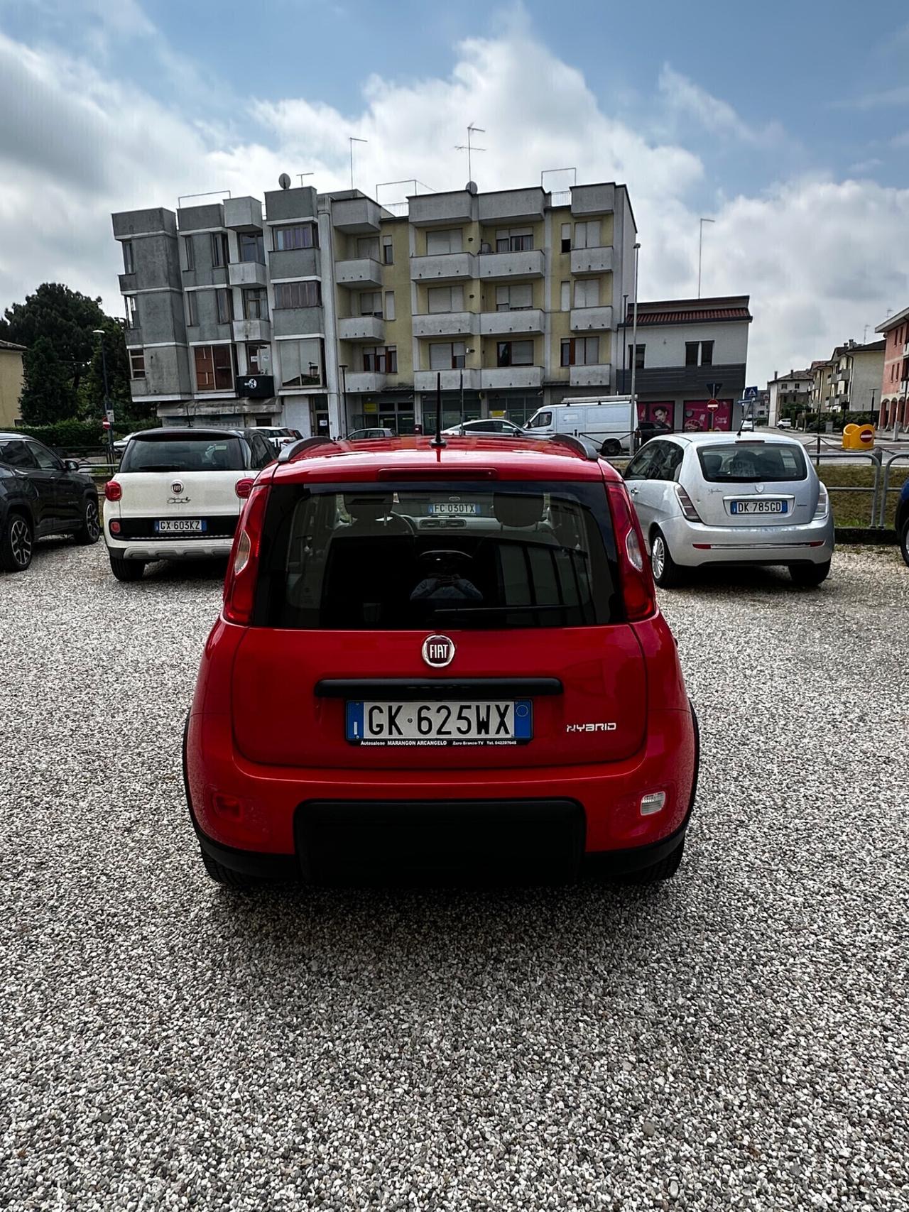 Fiat Panda 1.0 FireFly S&S Hybrid Red