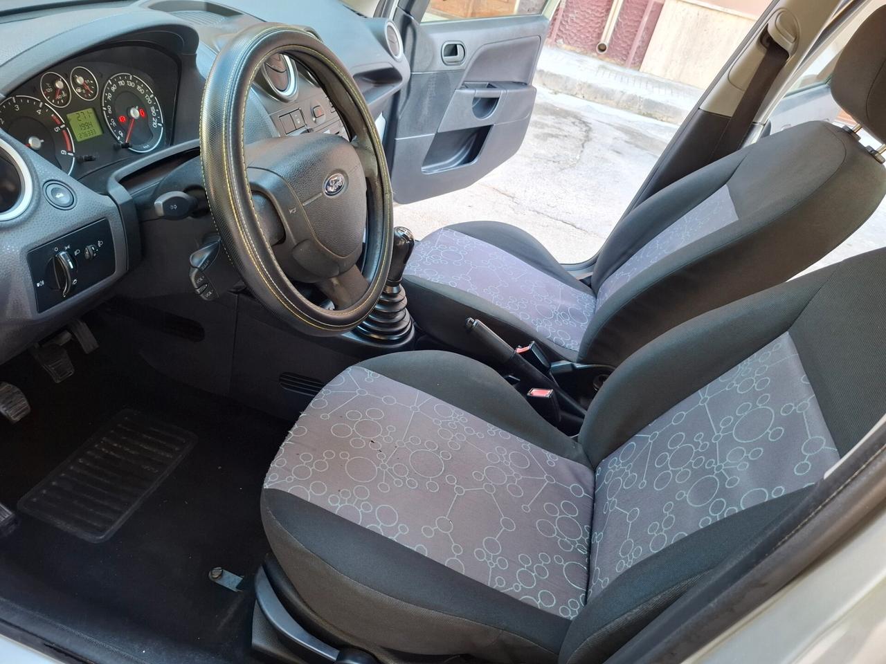 Ford Fiesta 1.4 TDCi 68cv 5 Porte