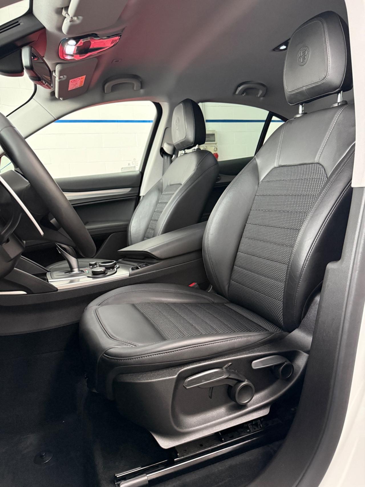 Alfa Romeo Stelvio 2.2 Turbodiesel 210 CV AT8 Q4 Executive