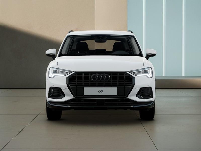 Audi Q3 35 2.0 tdi business advanced s-tronic