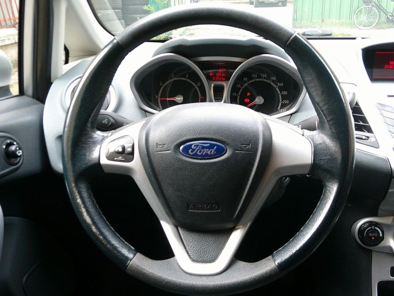 Ford Fiesta 1.2 82 CV 5 porte Titanium