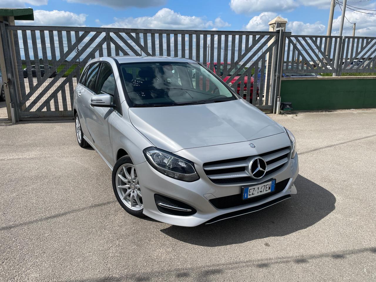 Mercedes-benz B 180 1.5 CDI 110cv Premium-NAVIGATORE-RETROCAMERA