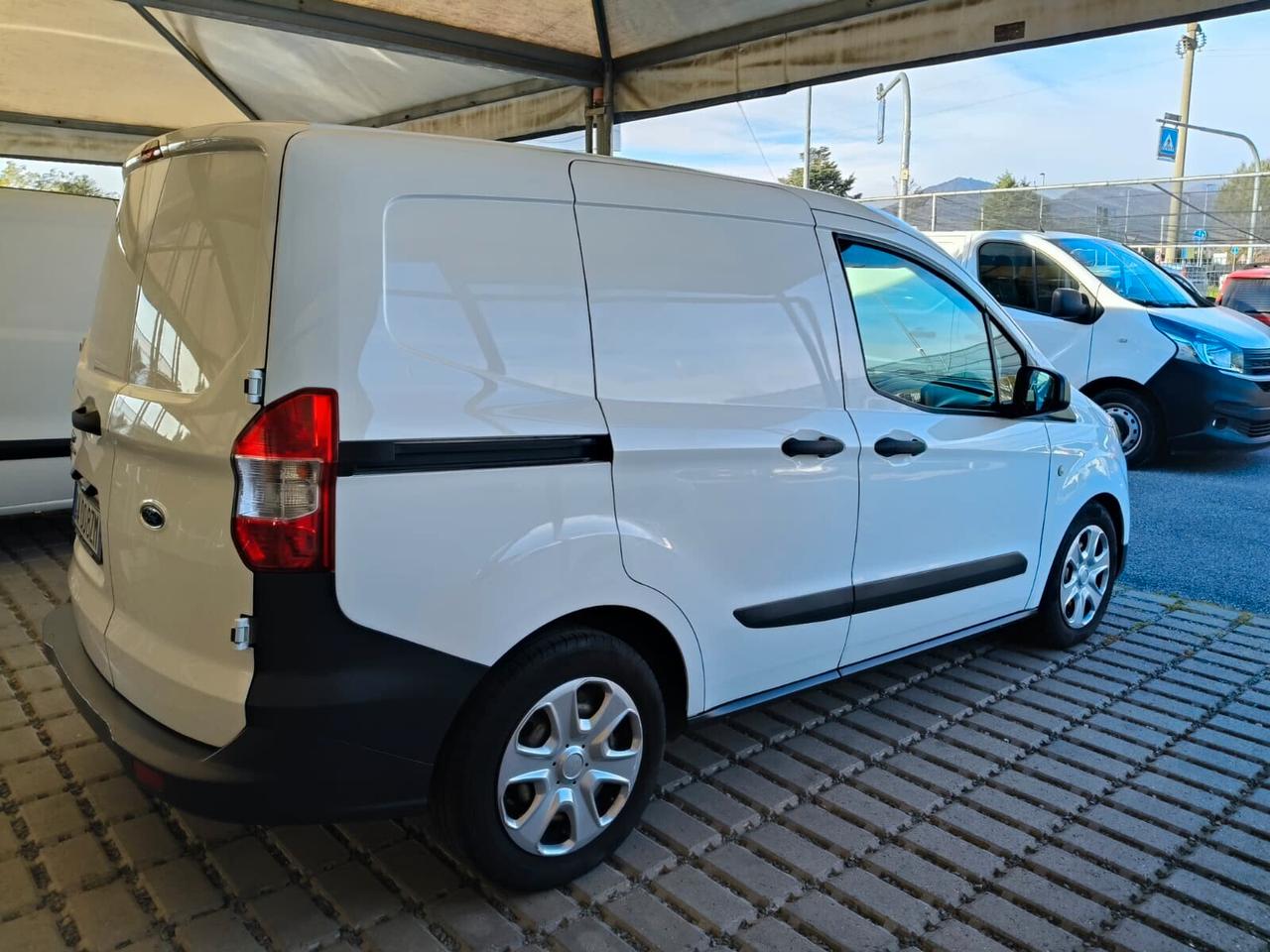 Ford Transit Courier 1.5 TDCi 75CV Van Trend VANO CARICO RIVESTITO