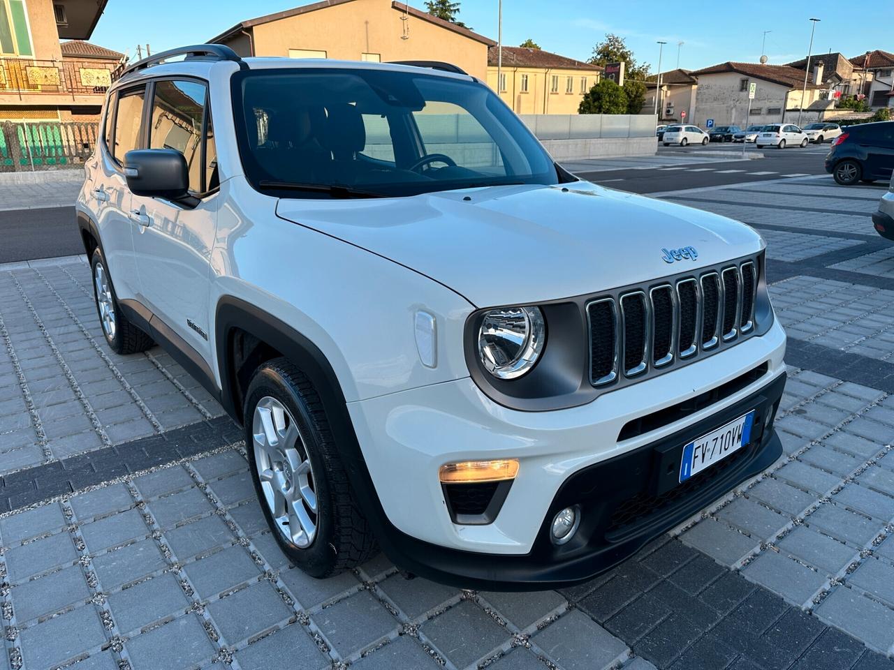 Jeep Renegade 1.6 Mjt DDCT 120 CV Longitude cambio automatico