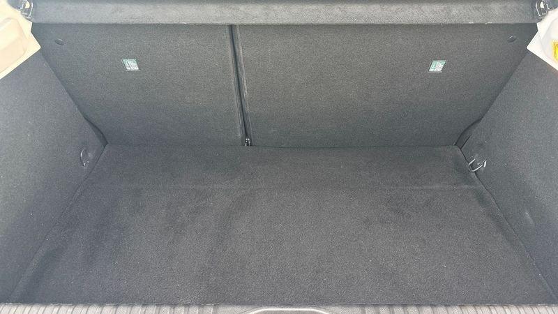 Renault Clio 5 Porte 1.6 E-TECH Hybrid 140cv Zen Auto my21