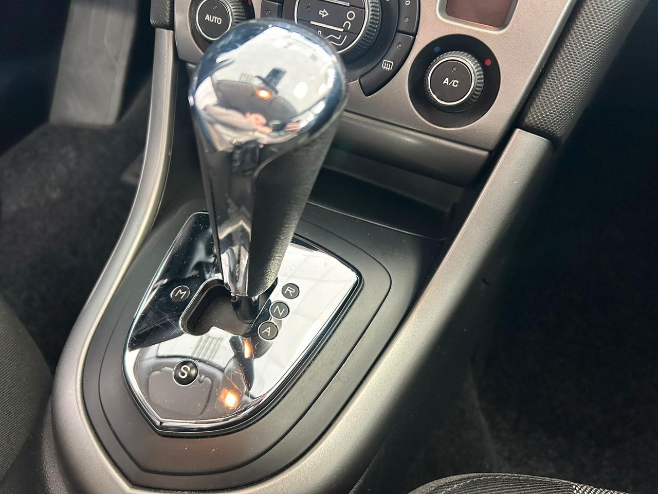 Peugeot 308 1.6D 88.000KM CAMBIO AUTO 2012