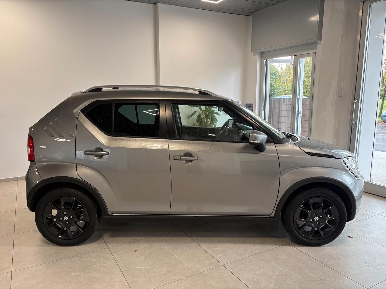 Suzuki Ignis 1.2 Hybrid Top
