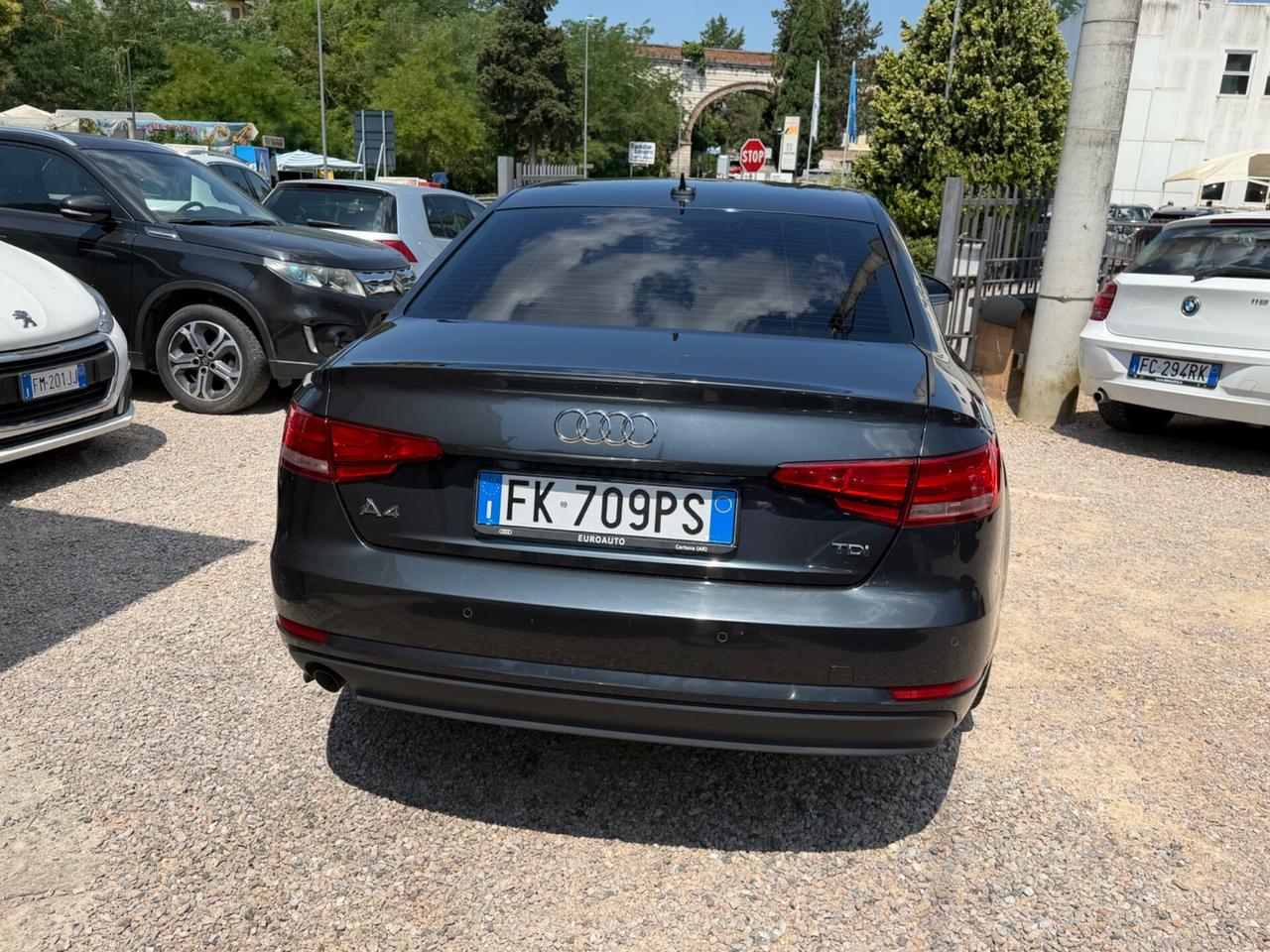 Audi A4 2.0 TDI 150 CV S tronic