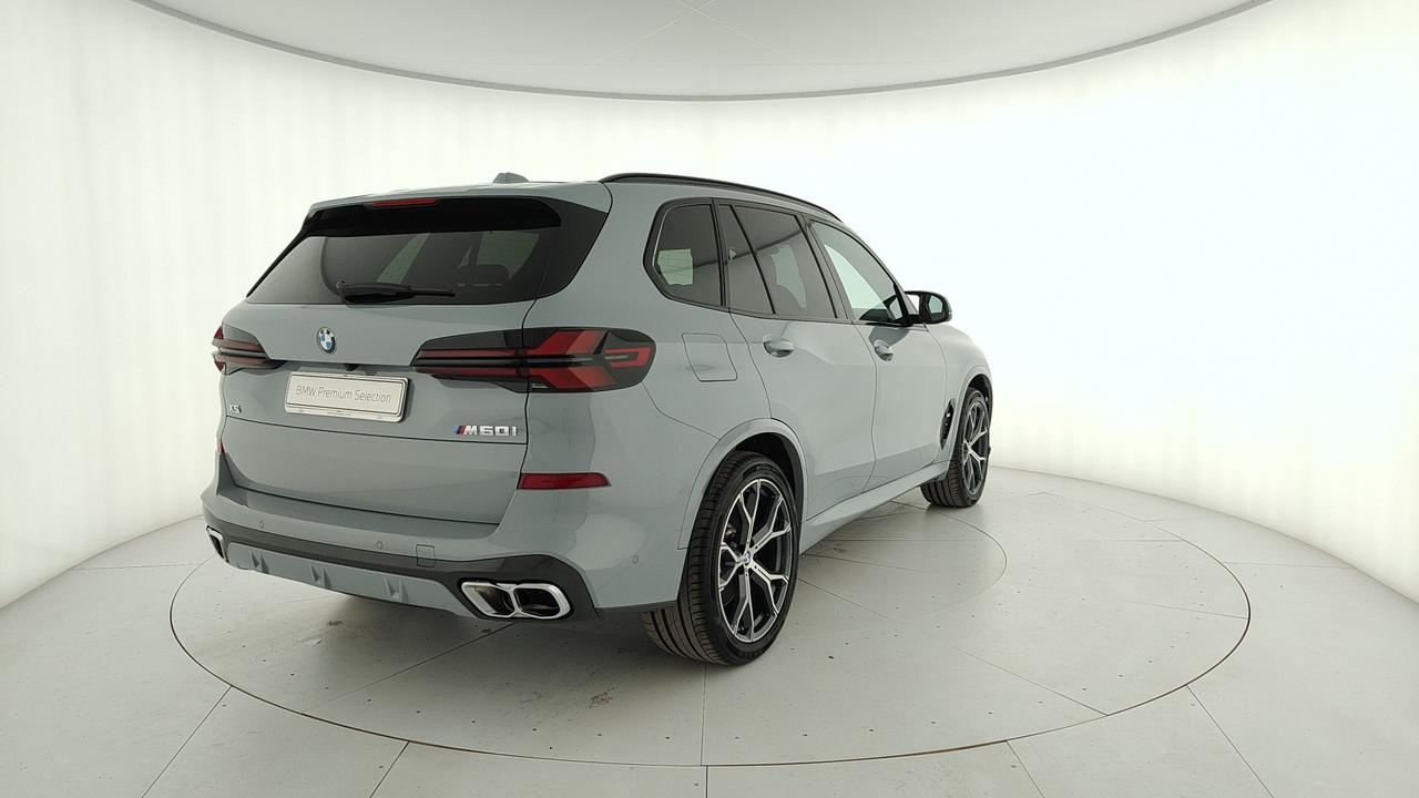 BMW X5 G05 LCI 2023 - X5 M60i auto