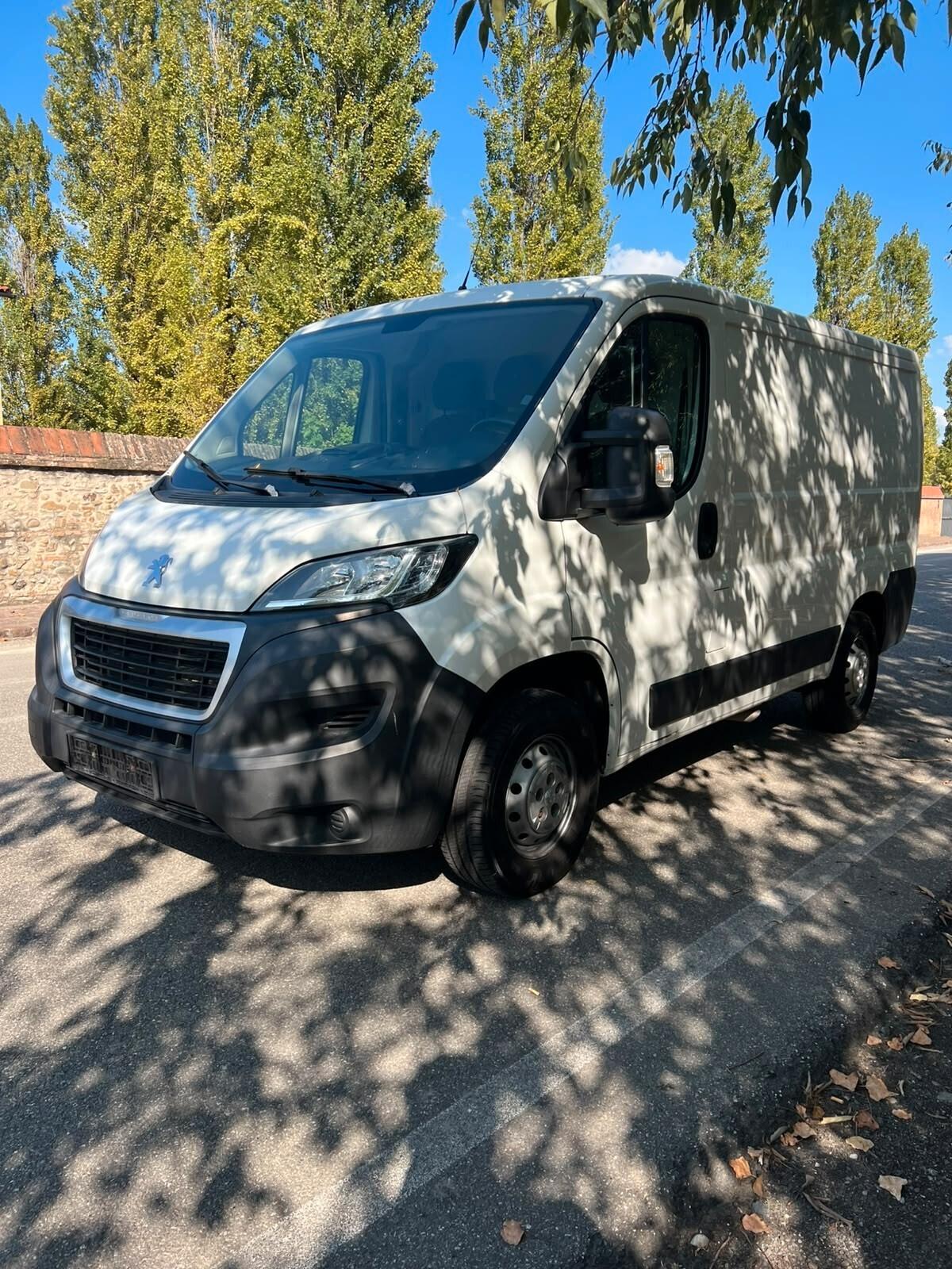 Peugeot Boxer 330 2.0 BlueHDi PC-TN Furgone
