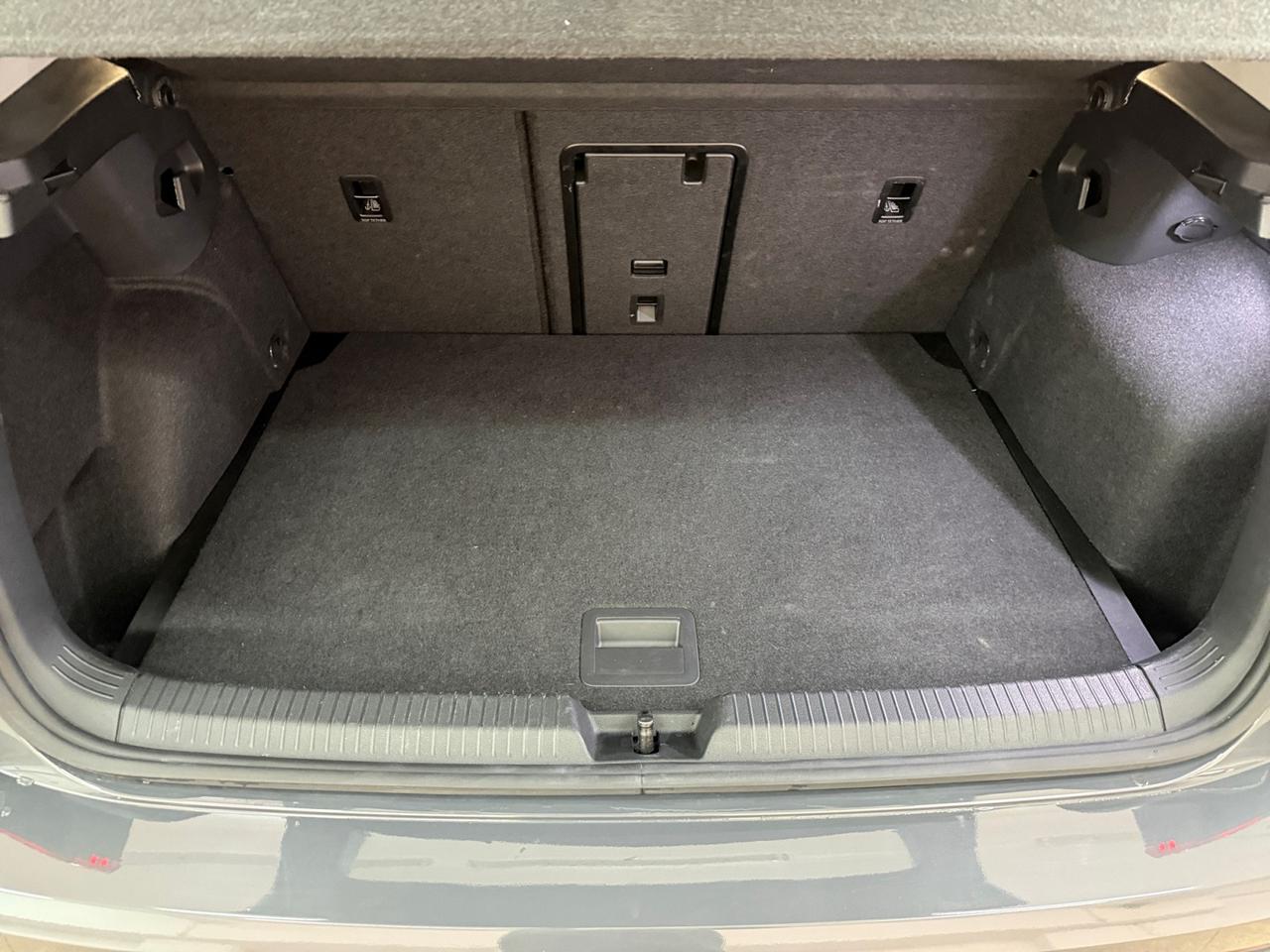 VOLKSWAGEN Golf VIII 2024 - Golf 2.0 tdi Style 150cv dsg