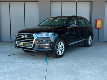 Audi Q7 3.0 tdi Business Plus quattro tiptronic