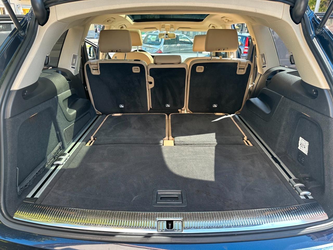Audi Q7 4.2 V8 TDI quattro