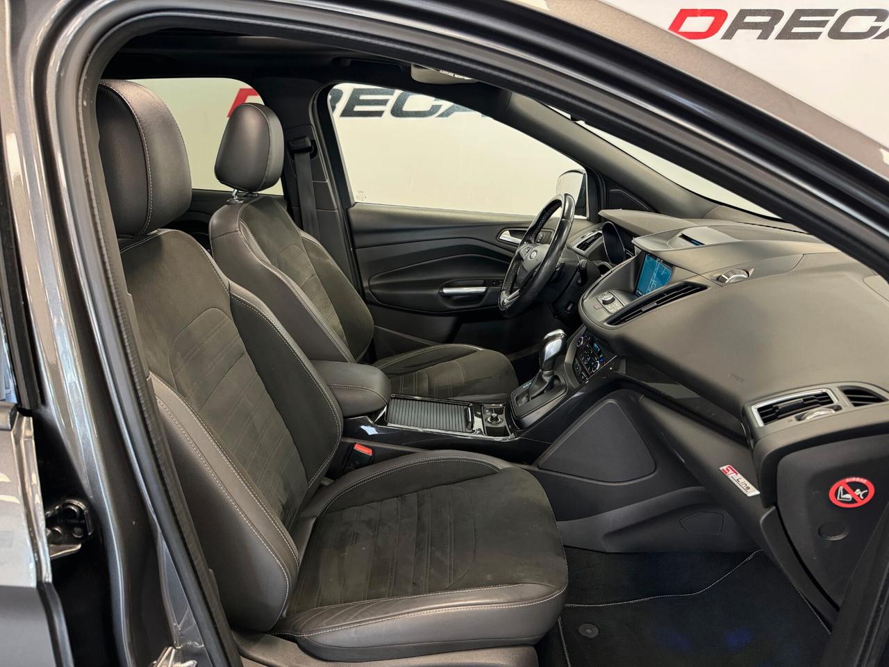 Ford Kuga 2.0 TDCI 180 CV S&S 4WD Powershift ST-Line TETTO