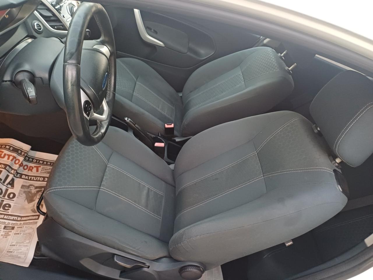 Ford Fiesta 1.4 TDCi 70CV 3 porte Titanium 2013