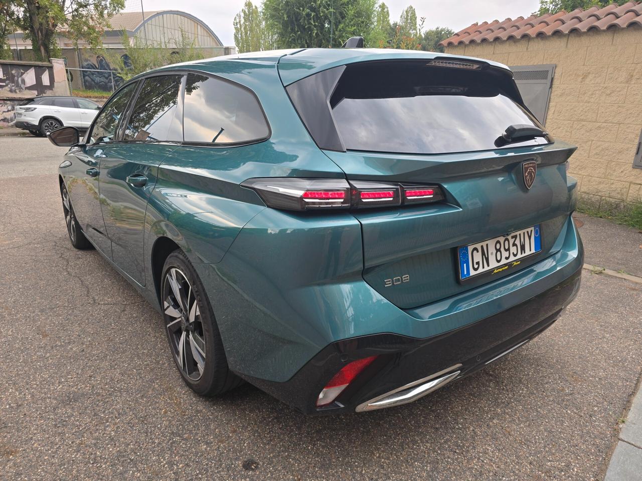 Peugeot 308 Allure Pack 1.5 BlueHdi 131cv (My'24 modello nuovo)