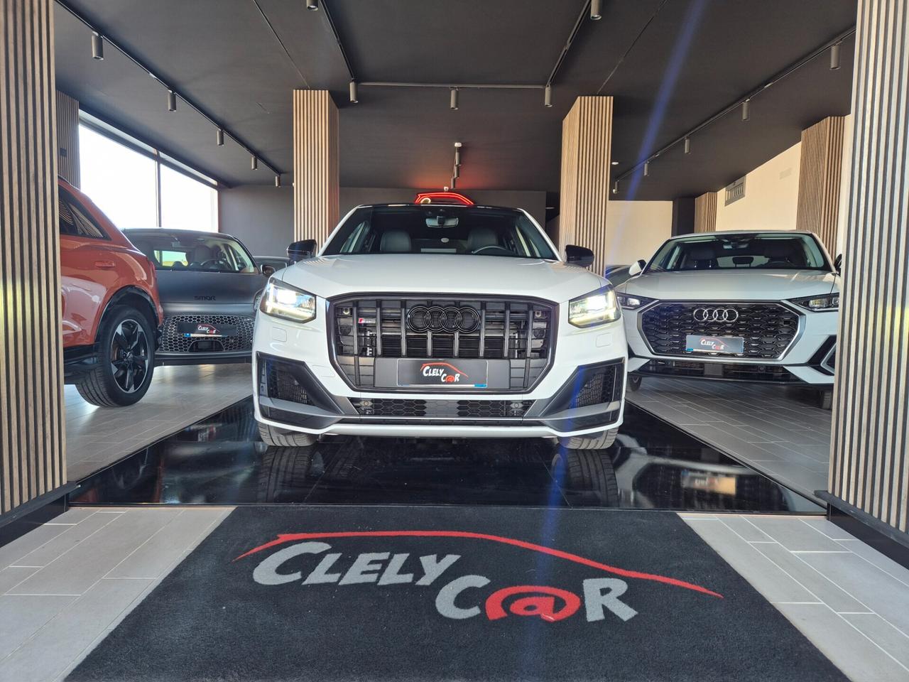 Audi Q2 SQ2 TFSI quattro S tronic sport 300 CV