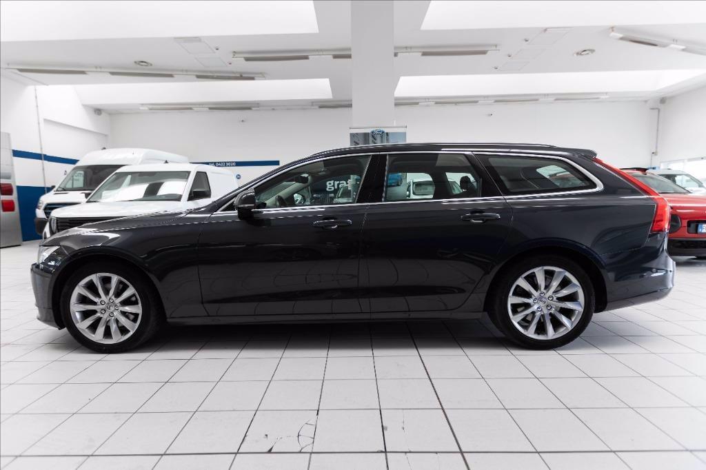 VOLVO V90 2.0 d4 Momentum geartronic my19 del 2019