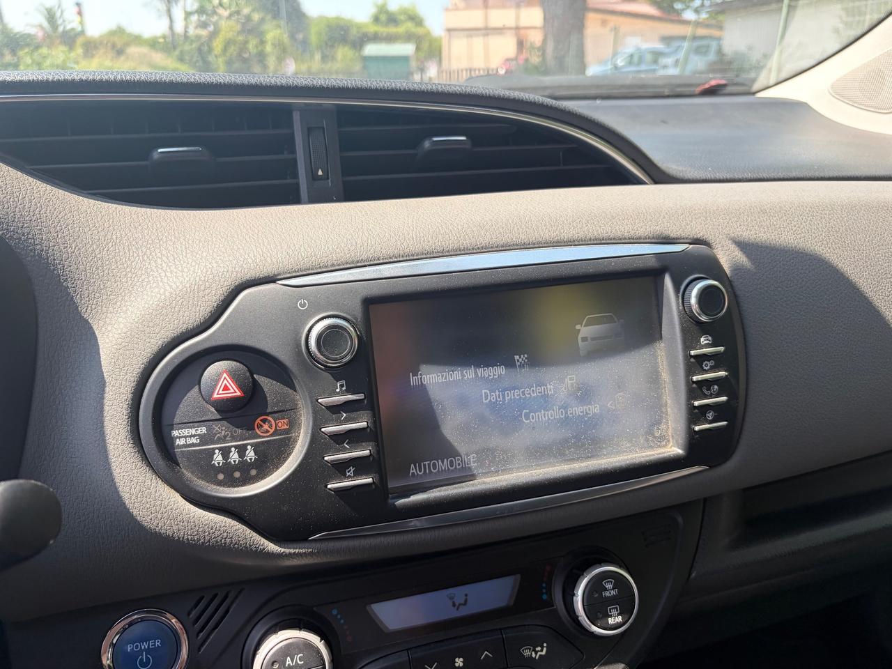 Toyota Yaris 1.5 Hybrid 5 porte Active 101 cav automatica