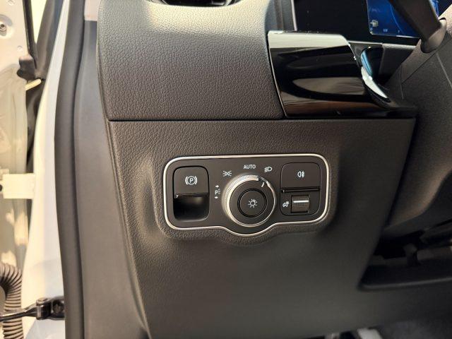MERCEDES-BENZ B 180 d Assist Radio Park Assist Clima
