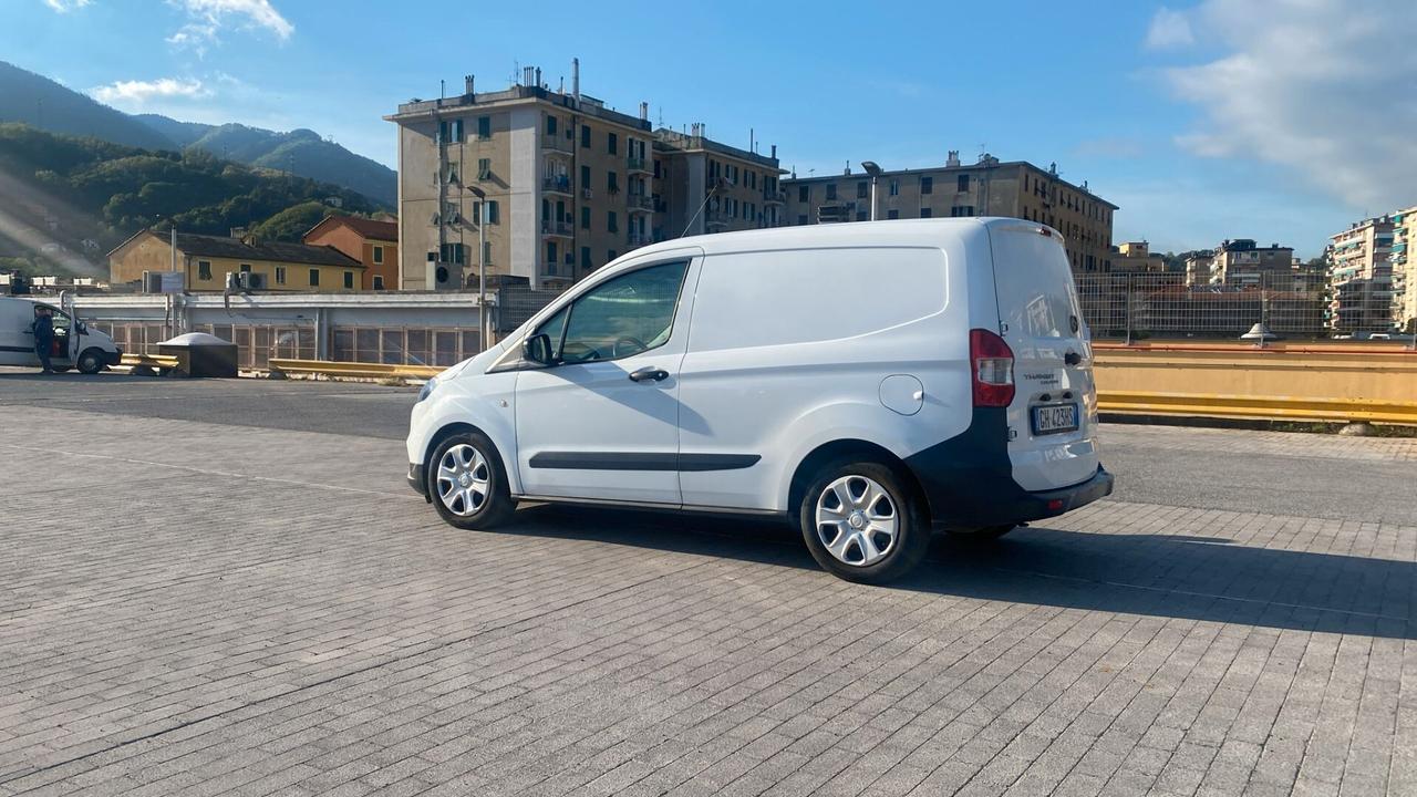 Ford transit courier