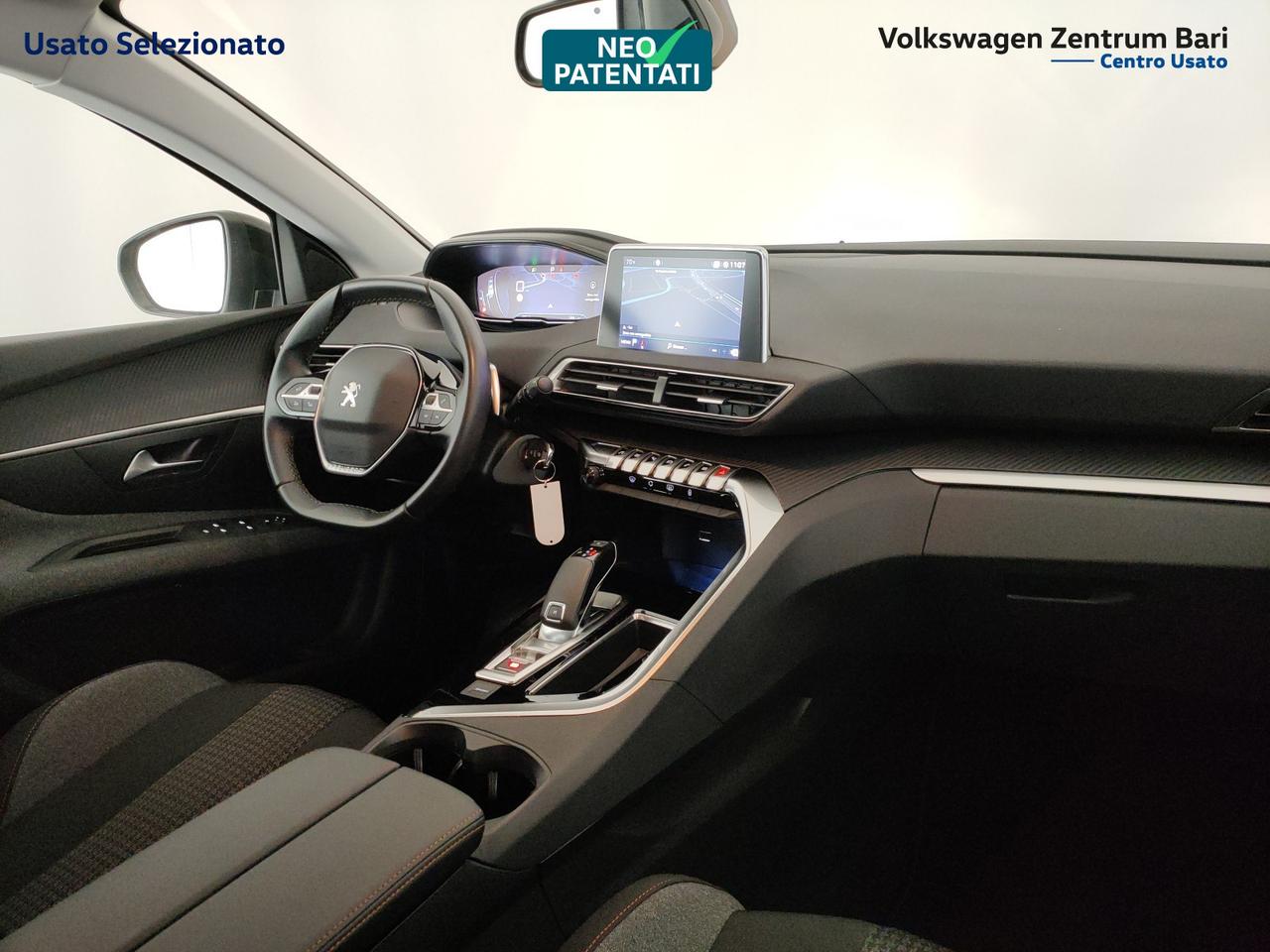 Peugeot 3008 1.5 bluehdi active s&s 130cv eat8