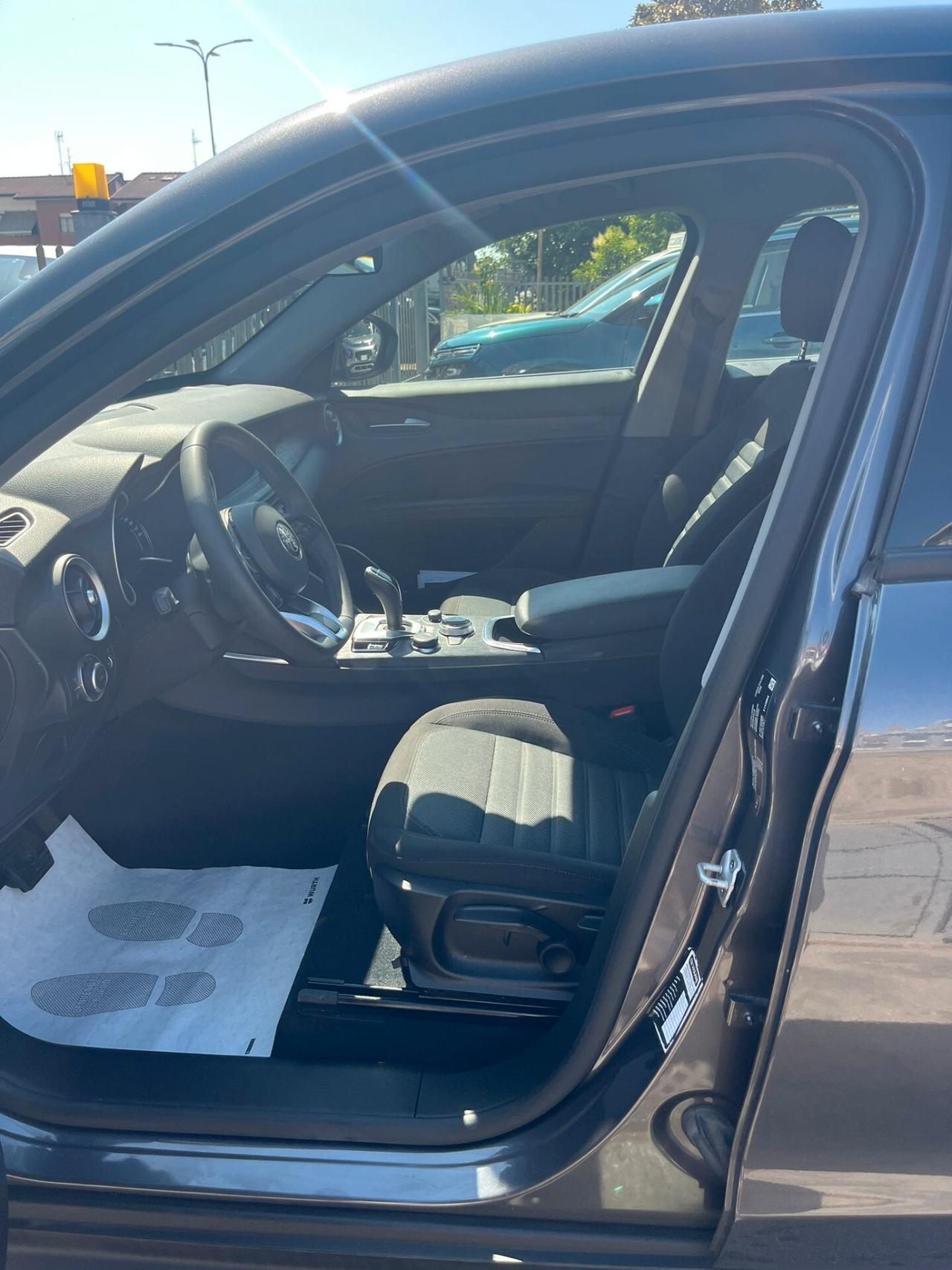 Alfa Romeo Stelvio 2.2 Turbodiesel 190 CV AT8 Q4 Business NESSUN VINCOLO