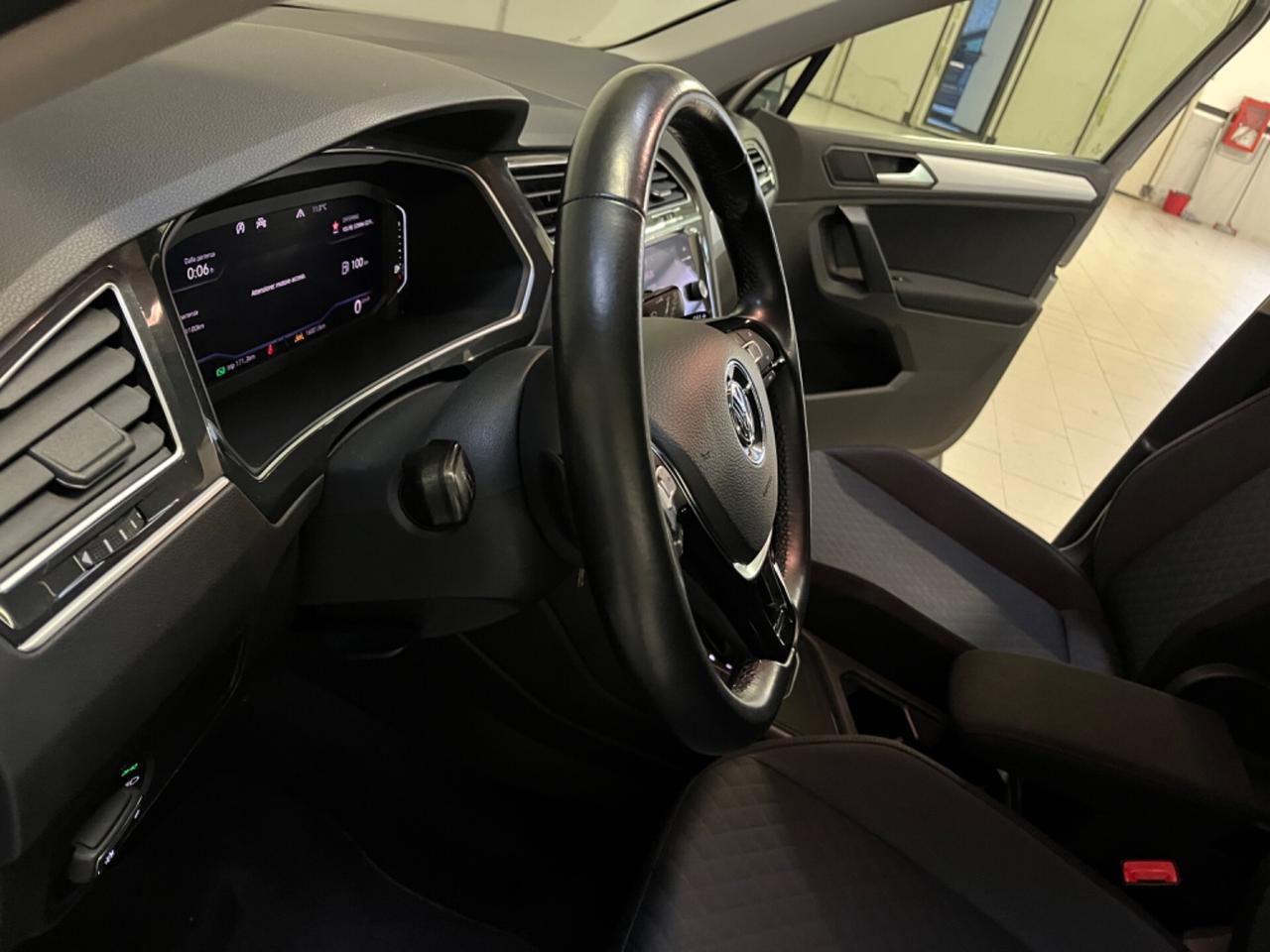 Volkswagen Tiguan 2.0 TDI SCR DSG R-line