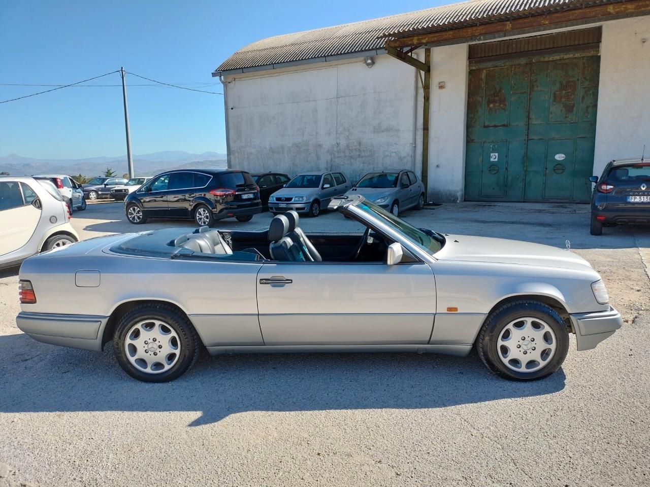 Mercedes-benz E-Series E 200 cat Cabriolet