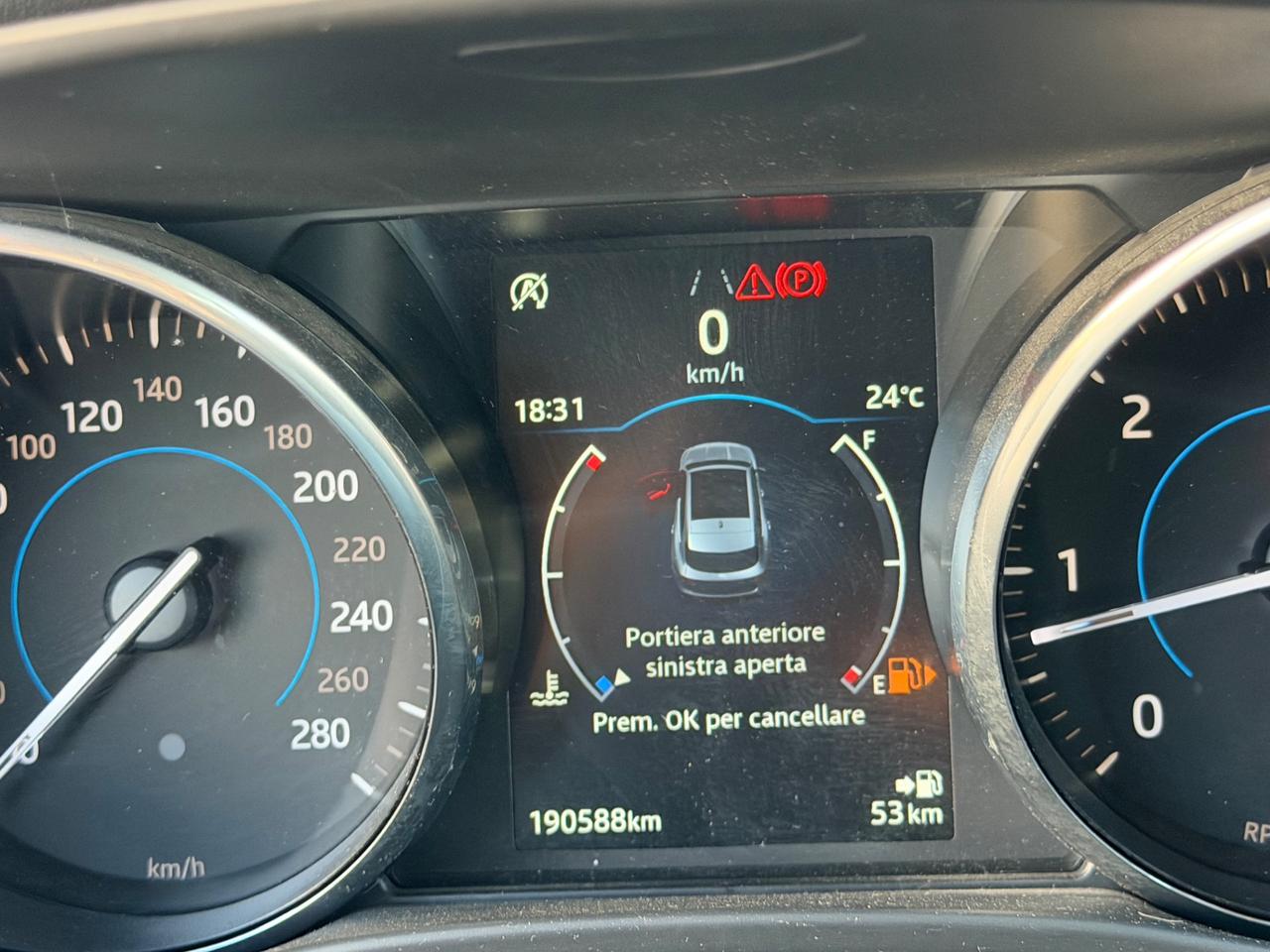 Jaguar F-Pace 2.0 D 180 CV Prestige